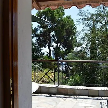 In Skiathos